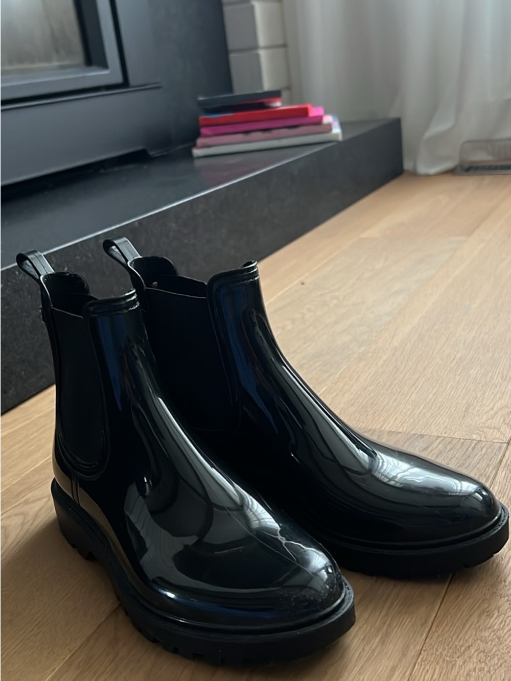 Classic Women’s Black Chelsea Rain Boots